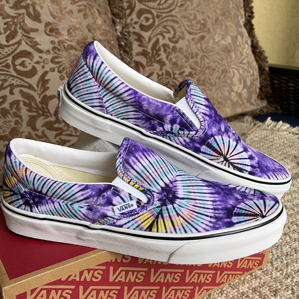 Vans Men’s Classic Slip-On New Age Purple Tie Dye Sneakers - Picture 8 of 16